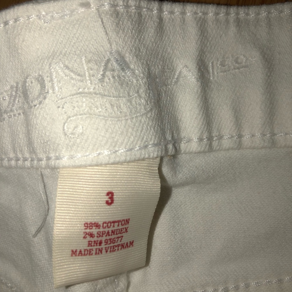 Jeans - Picture 2 of 2